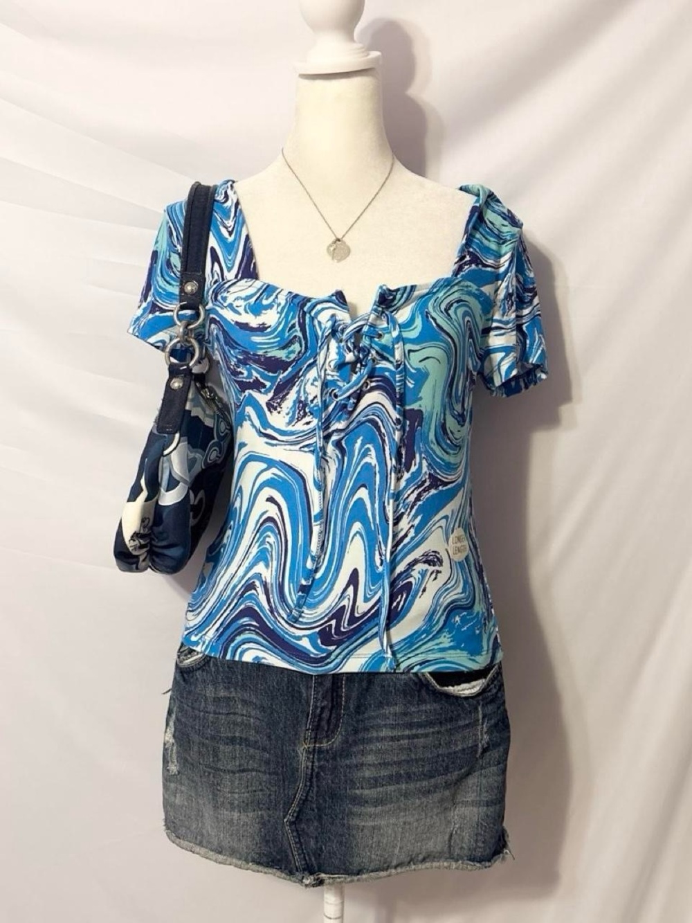 NWT Blue Rue 21 Marble Short Sleeve Tie-Front Top